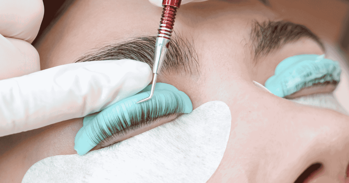 l lash lift (o lifting de pestañas) es una opción práctica.